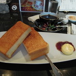 芦屋珈琲舎 - トースト付きです