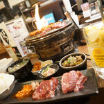 大衆炭火焼肉ジンギスカン ホルモン酒場 風土. - 