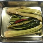Ki no Hanaya Karuizawa Ten - 霜打过的野泽菜泡菜，加入了辣椒