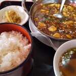 蔵王飯店 - ランチメニューのDランチ 麻婆豆腐定食
