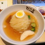 ぴょんぴょん舎 - 冷麺（別辛）
