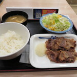 Matsuya - カルビ焼肉定食 660円