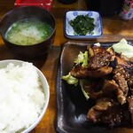 Domagure - カルビ定食  850円