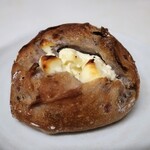 サイドフィールドブレッド - 料理写真:クランベリーとクリームチーズ