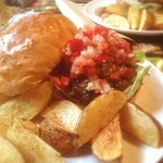 マルヤマドリル - メキシカンサルサバーガー