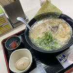 にんたまラーメン - にんたま＋煮卵トッピ＋無料豆板醤！？
            
            