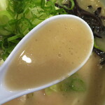 麺や 福一 - 鶏白湯塩ラーメン/スープ
