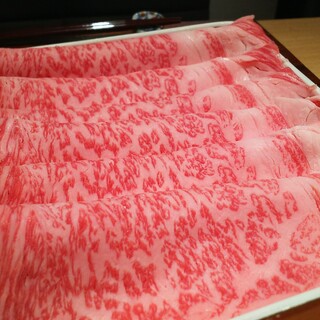 A5肉使用！肉の旨味が引き立つ「すき焼き」。