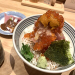 日本橋海鮮丼 つじ半 - 