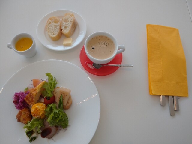 Fusion21 フュージョンニジュウイチ 野町 カフェ 食べログ