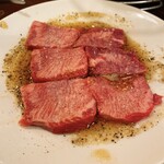 炭火焼肉 ホルモン やま元 - 