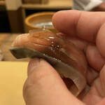 鮨駒 - しめ鯖白板昆布乗せ