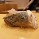 鮨駒 - 藁炙りカンパチ