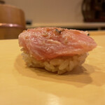 鮨駒 - 鮪釜トロ炙り