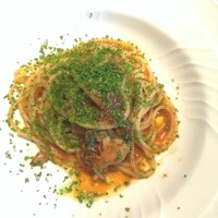 La Brianza - クエのペスカトーレ。トマトソースがさわやか少しピリ辛、小さなエビやイカも見られ複雑さ深みのある味わい。ロングパスタもおいしい