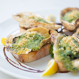 Using fresh Oyster and seasonal ingredients from Hiroshima ◎A variety of a la carte dishes and appetizer menus