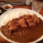 26号くるりんカレー - 唐揚げカレー 800円 大盛り無料