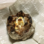 パンやきどころ RIKI - クランベリーとクルミのフロマージュ ¥250+税