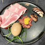 Japanese Soba Noodles 蔦 - 「名物"特製"皿」1000円