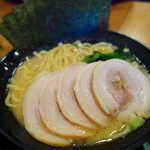 Yokohama Iekei Ramen Haruyoshiya - 