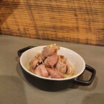 Bisutoro majikkurampu - 砂肝のコンフィ（柚子胡椒）風味
