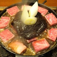 太田なわのれん - 花：ぶつ切り牛鍋（2人前）