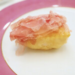 ペレグリーノ - エミリアロマーニャ　パルマ産"プロシュート・ディ・パルマ"※パルマでの組み合わせで