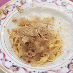 ペレグリーノ - 【パスタ料理】手打ちパスタ　"タリオリーニ"　ピエモンテ　アルバの白トリュフと共にシンプルな仕立てで