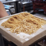 ペレグリーノ - 本日のパスタマシンを使って切り分けたパスタ