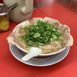 ラーメン魁力屋 - コク旨肉入りラーメン