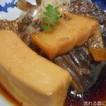 Sakana Marushe - 鯛のアラ炊き