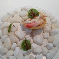 ナチュール・エ・サンス - たらば蟹タルトレット♡タルトにカニ味噌をぬって♡　トビコが混ぜ込んであります