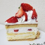 ラ・メゾン アンソレイユターブル - あまおうのショートケーキタルト