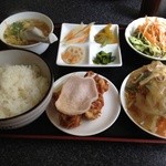 長来軒 - から揚げ半分　皿うどん半分定食