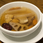 豊栄 - 薬膳スープ