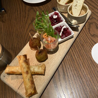 The Living Room with SKY BAR - 