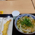 丸亀製麺 - えび天ぷらとかけ並