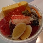 青森魚菜センター - のっけ丼（御飯大盛）