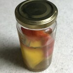 万平ホテル ショップ - パプリカのピクルスを添えました