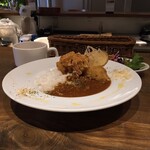 mono grande - フライドチキンカレーのランチセット