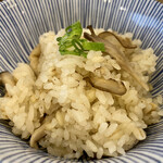 らぁ麺 麦一粒 - 安曇野産もち麦とぶどう山椒の炊き込みご飯@150円(税込)