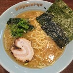 金八家 - ラーメン中盛り（800円）