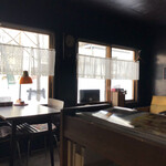 カフェモンキーバー - 店内