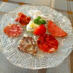 prospero - こだわりの生ハムとサラミ