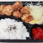 めんふぁん食堂 - 料理写真:鶏唐揚げ弁当　700円