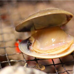 ■■Grilled white clams from Funabashi, Chiba Prefecture■■ 1 piece from 399 yen (excluding tax)