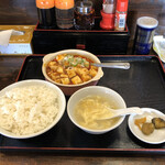 八福食堂 - 日替わり定食 麻婆豆腐