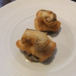 エノテカ・ラ・リコルマ - 2012/08　函館産マトウダイと福田農園王様しいたけのフリット。しいたけソース