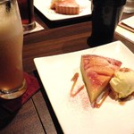 I'm fine!cafe&dining AYUMU - 本日のﾌﾙｰﾂﾀﾙﾄ(ﾈｸﾀﾘﾝ８月)