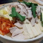 台湾料理 百味鮮 - 【 たっぷり豆腐の豚肉鍋 】  1280円 （ 税抜 ）